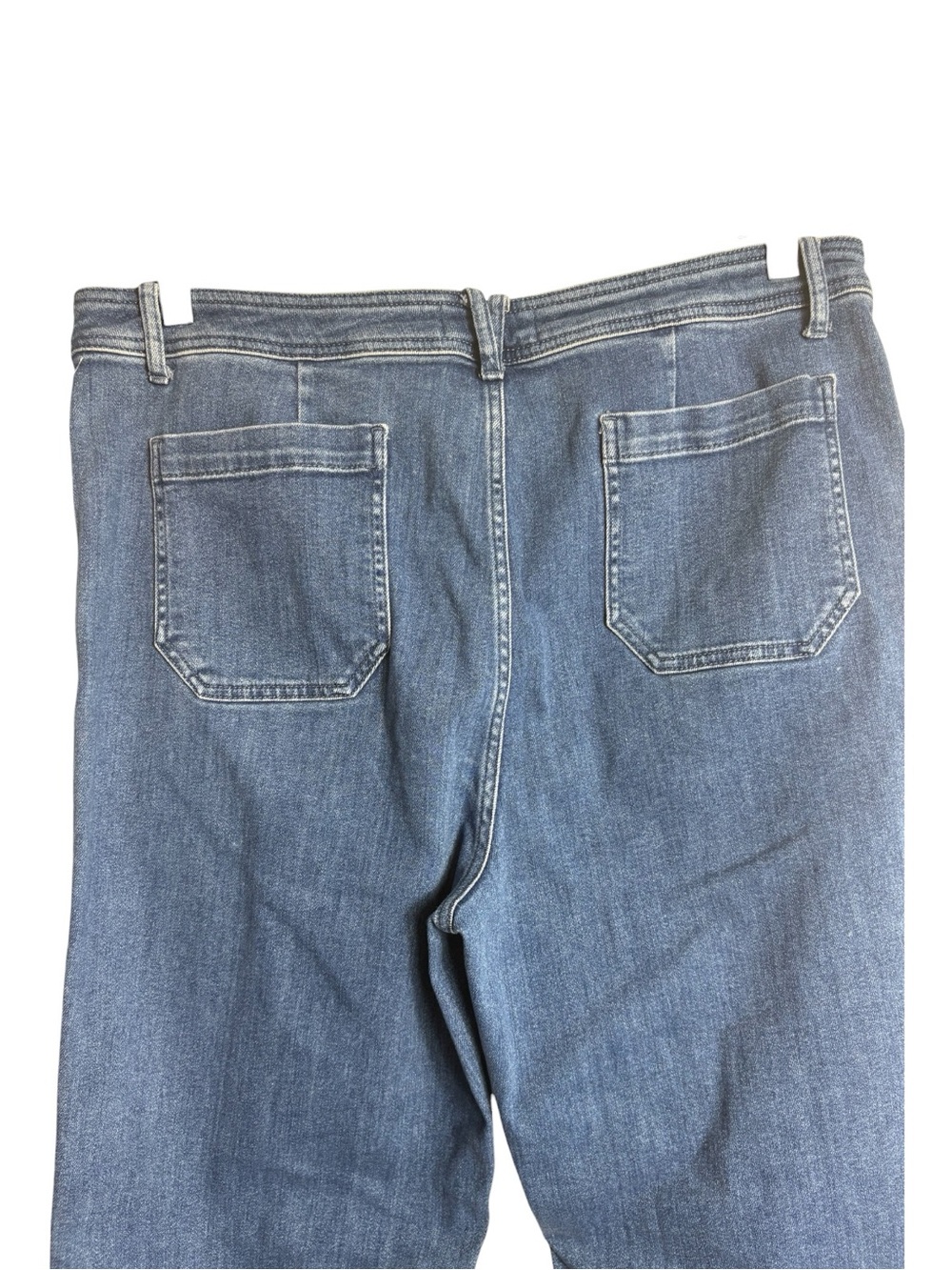 VINEYARD VINES High-Rise Straight Cropped Jeans in Medium Blue Size 32 — TRENDY! - Picture 6 of 12